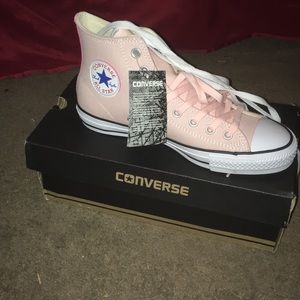 Pink converse